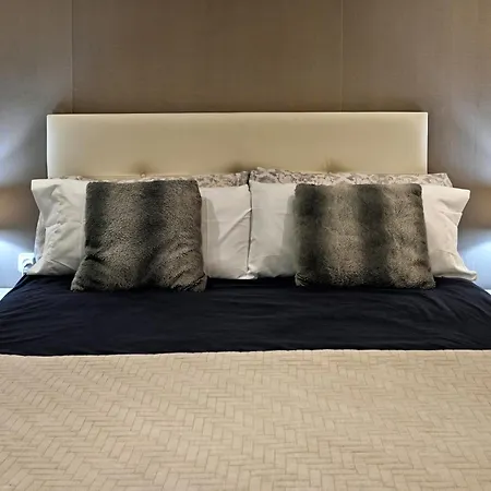 Rent4 La Malagueta 1 Apartment Malaga
